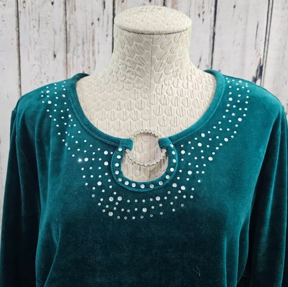 Women's XL Quacker Factory Keyhole Velour Tunic Rhinestone Holiday Blouse New wt - Picture 2 of 11